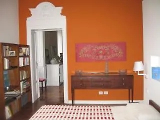 ***** Hotel B&B La Casa Di Leonardo Milan Italy